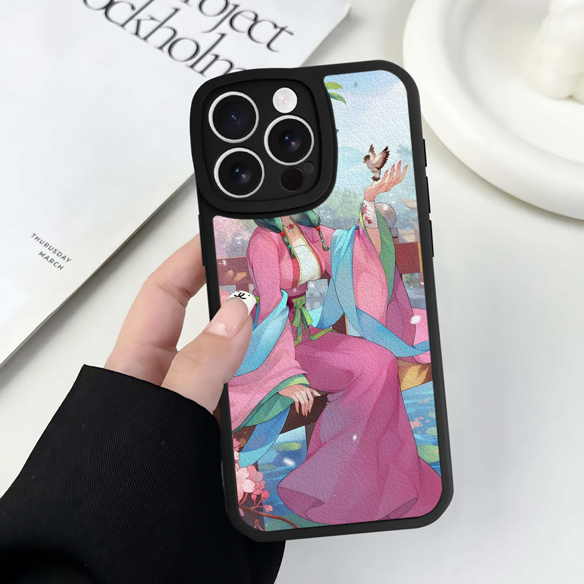 （画像用） 薬屋のひとりごと The Apothecary Diaries 【iPhone 16シリーズ対応】シリコンスマホケース（レザー調） 材質：シリコン